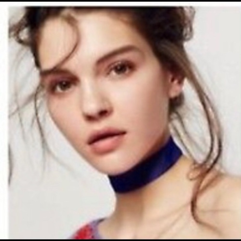 Free People “Sweet Nothing” Royal Blue Ribbon Choker - Picture 6 of 12